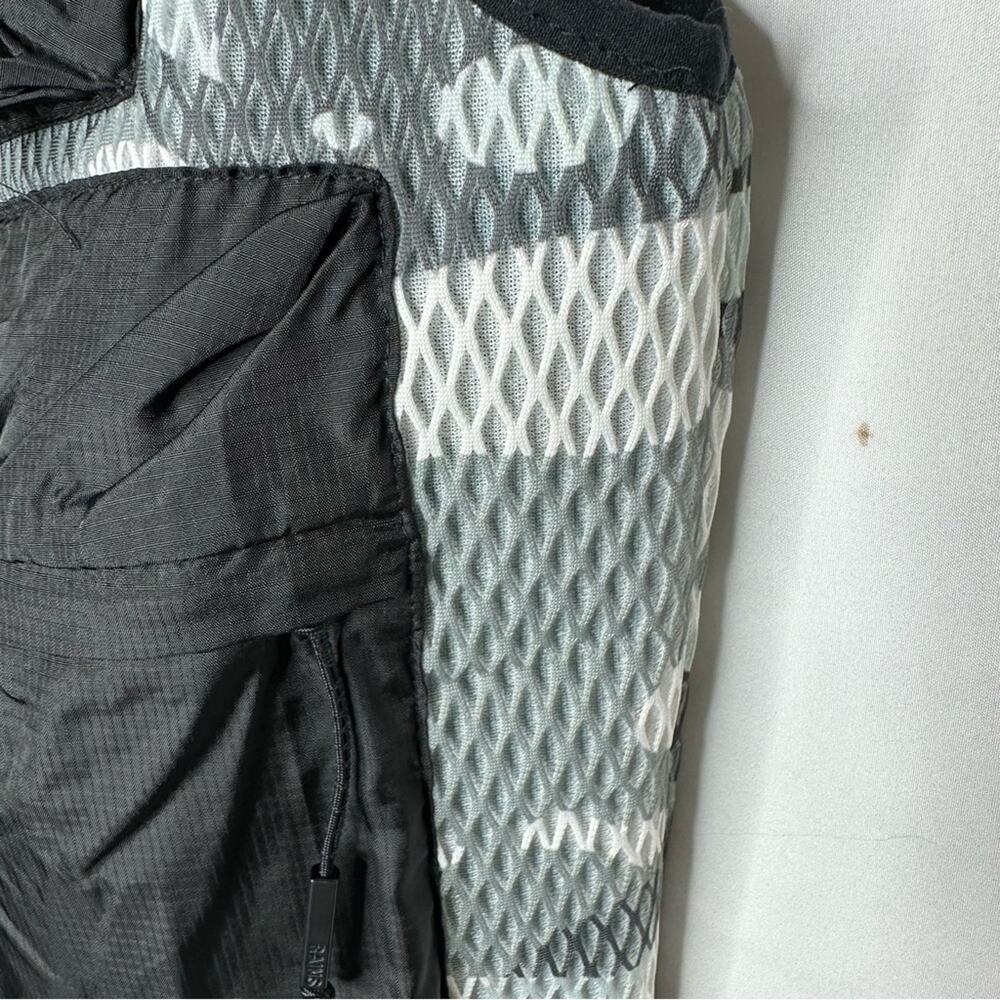 RAINS Dili Cargo Vest Mesh NWT in Size Medium & Heavy Fleece Camo Headband NWT - Picture 4 of 9